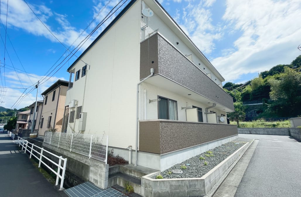 独身寮（HOTTA宮内ハイツ）の外観